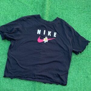 Nike Black Cropped Tee with Pink Swoosh and Daisy